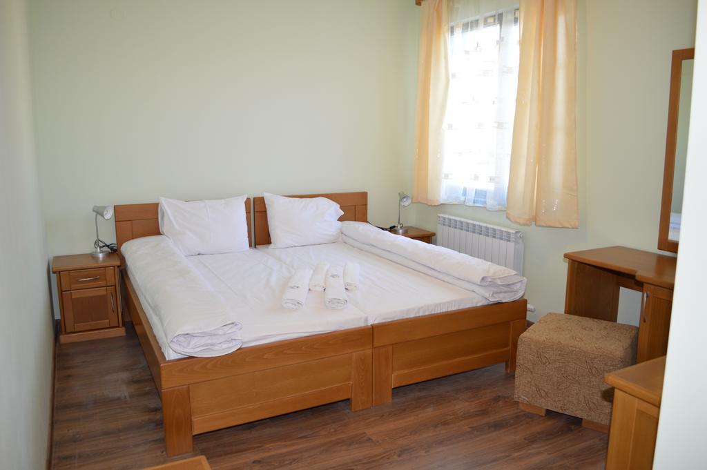 De-Yan Guest House Oreshak  Kamer foto